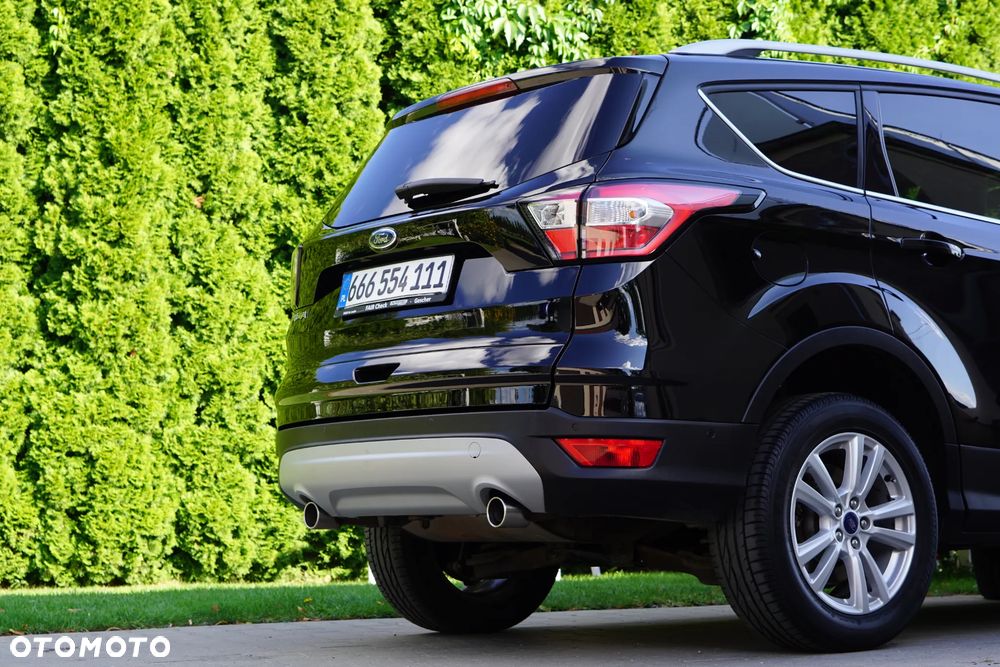 Ford Kuga - 12