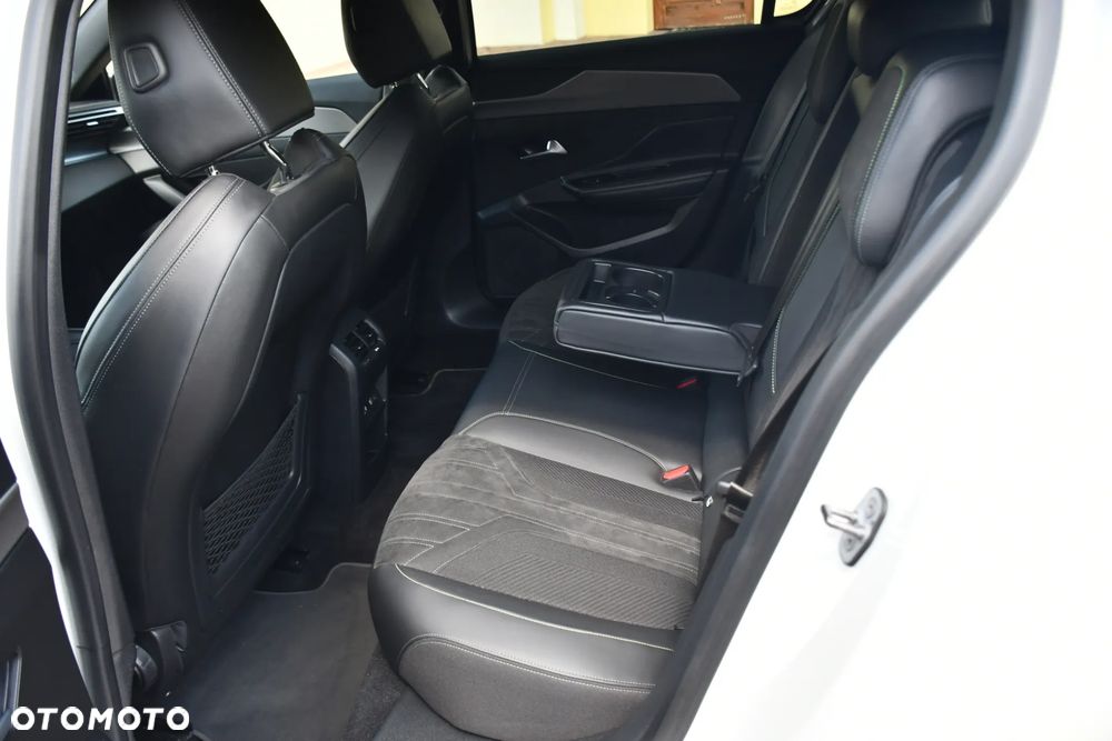 Peugeot 308 1.6 Hybrid PHEV GT Pack EAT8 - 23