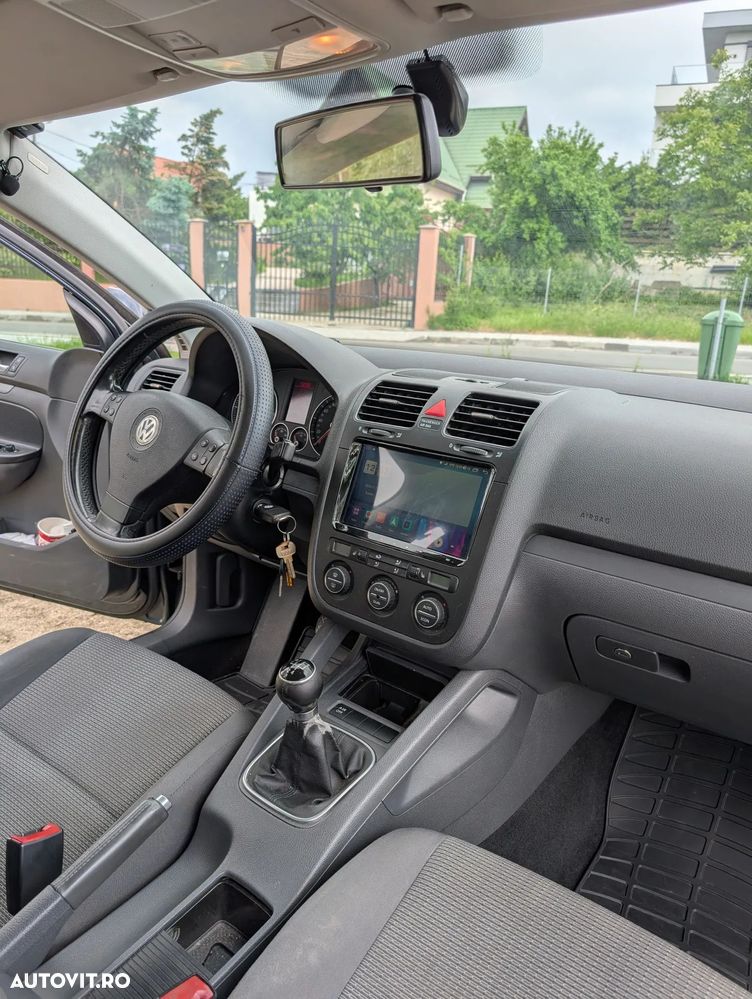 Volkswagen Jetta 1.9 TDI Comfortline - 19