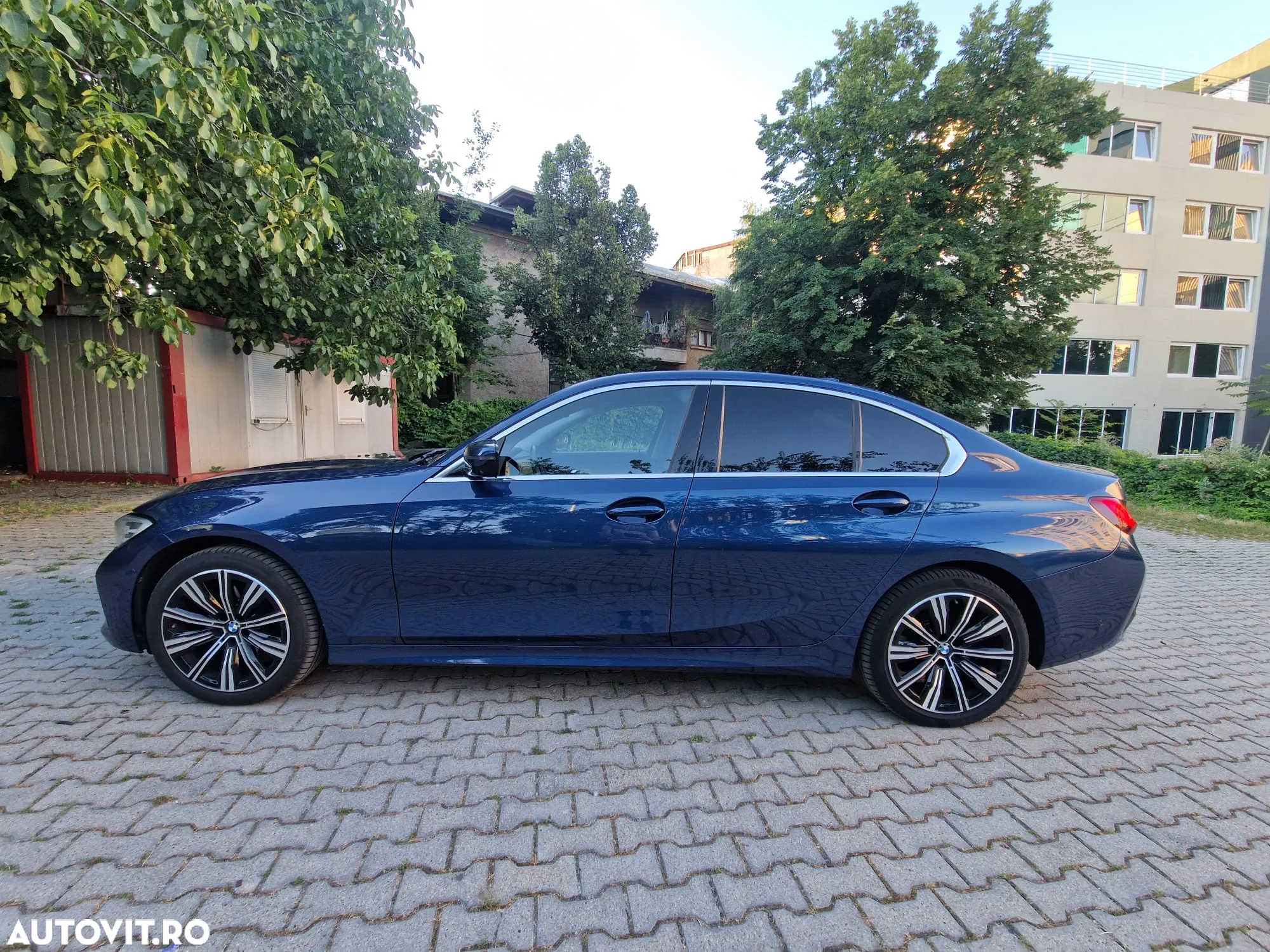 BMW Seria 3 320d xDrive Aut. Luxury Line - 38