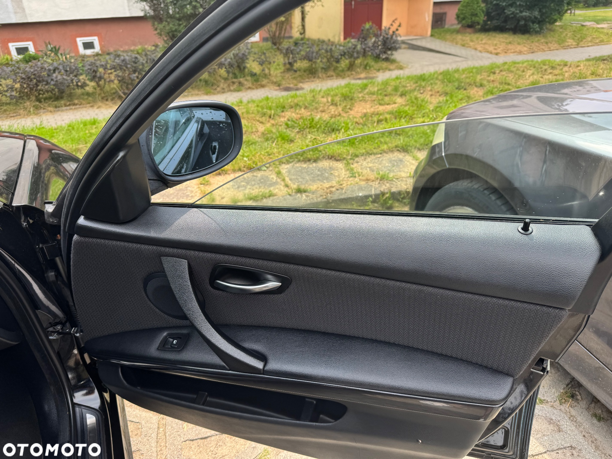 BMW Seria 3 318d DPF Touring - 14