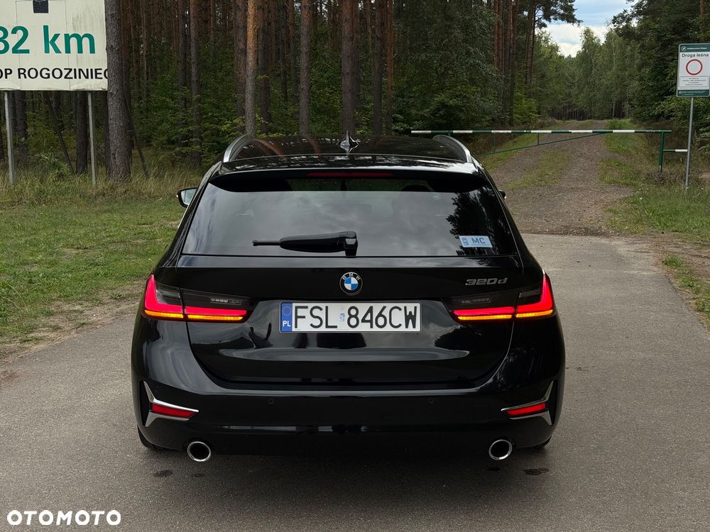 BMW Seria 3 320d Luxury Line Purity sport - 10