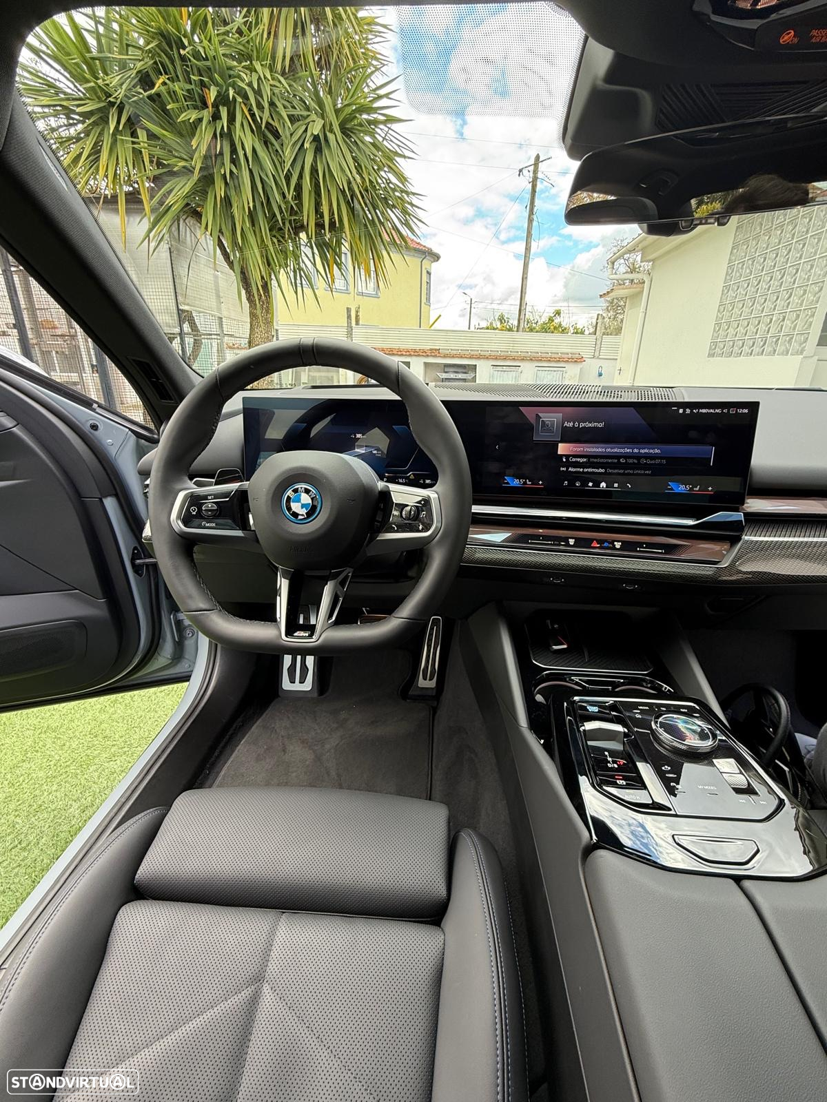BMW i5 eDrive40 Pack Desportivo M Pro - 27