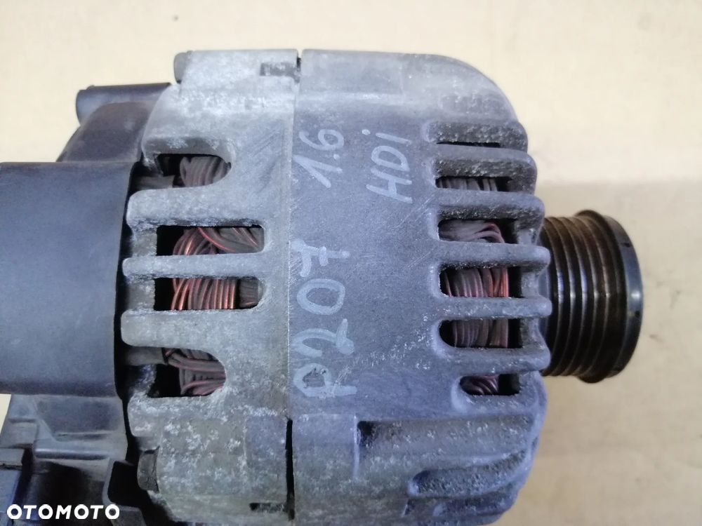 Peugeot 207 1.6 HDi alternator Valeo 9646321780 - 2