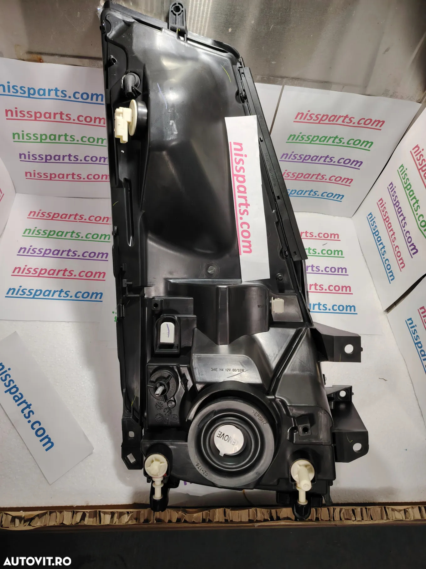 Far stanga Nissan Cabstar Renault Maxity NT400 26060LC60A 5001872439 - 2