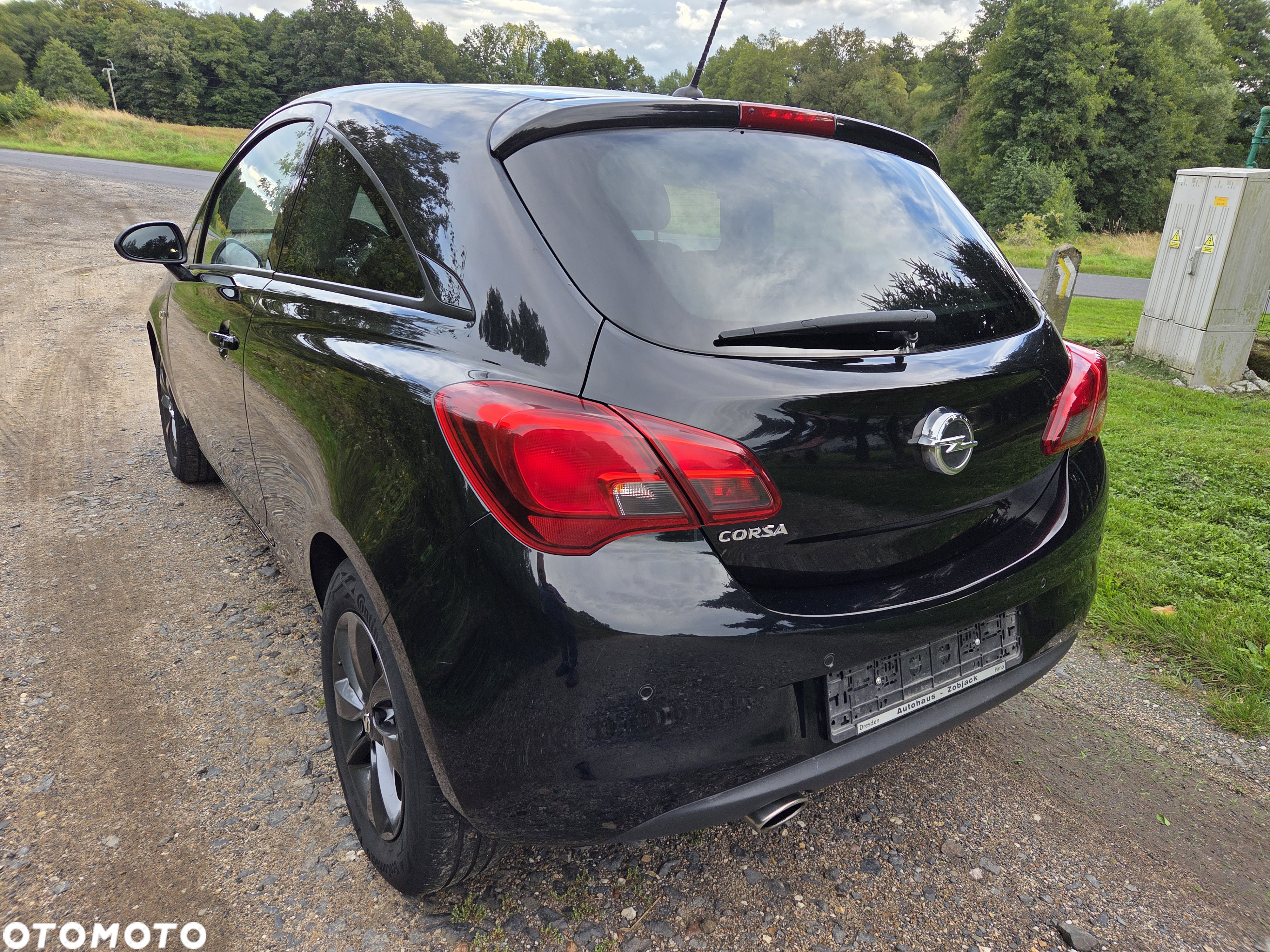 Opel Corsa 1.4 120 Jahre - 9