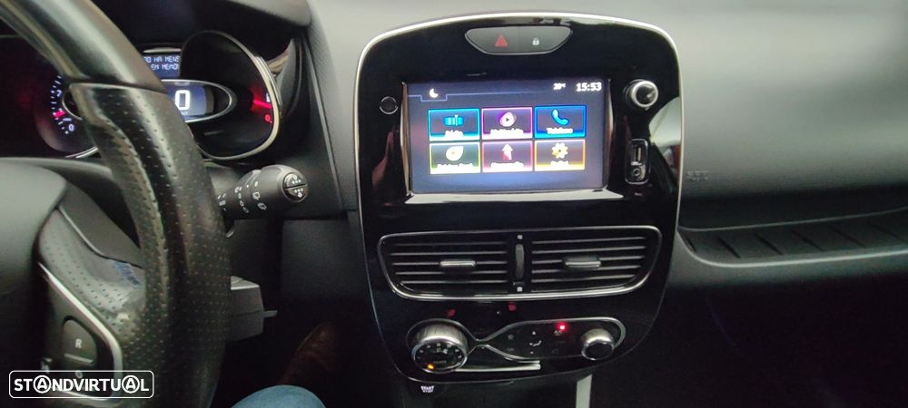 Renault Clio Sport Tourer 1.5 dCi GT Line - 19