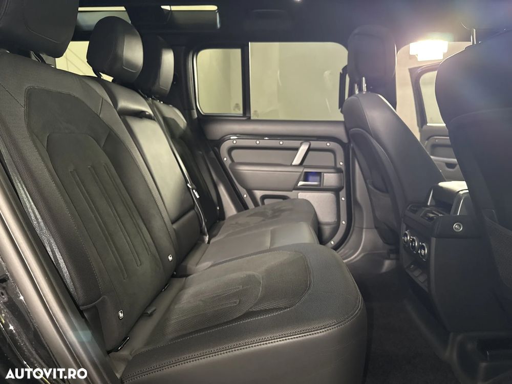 Land Rover Defender - 13