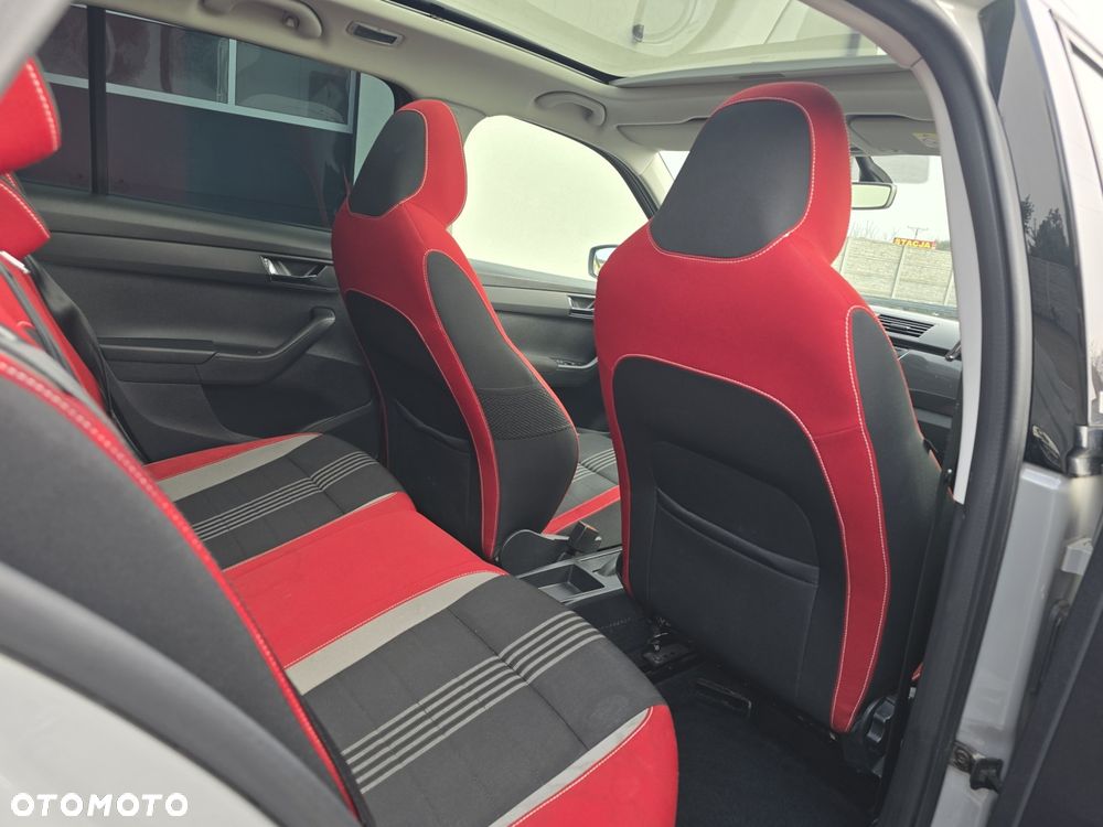 Skoda Fabia 1.0 TSI DSG Monte Carlo - 23