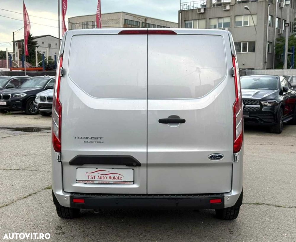 Ford TRANSIT CUSTOM - 8