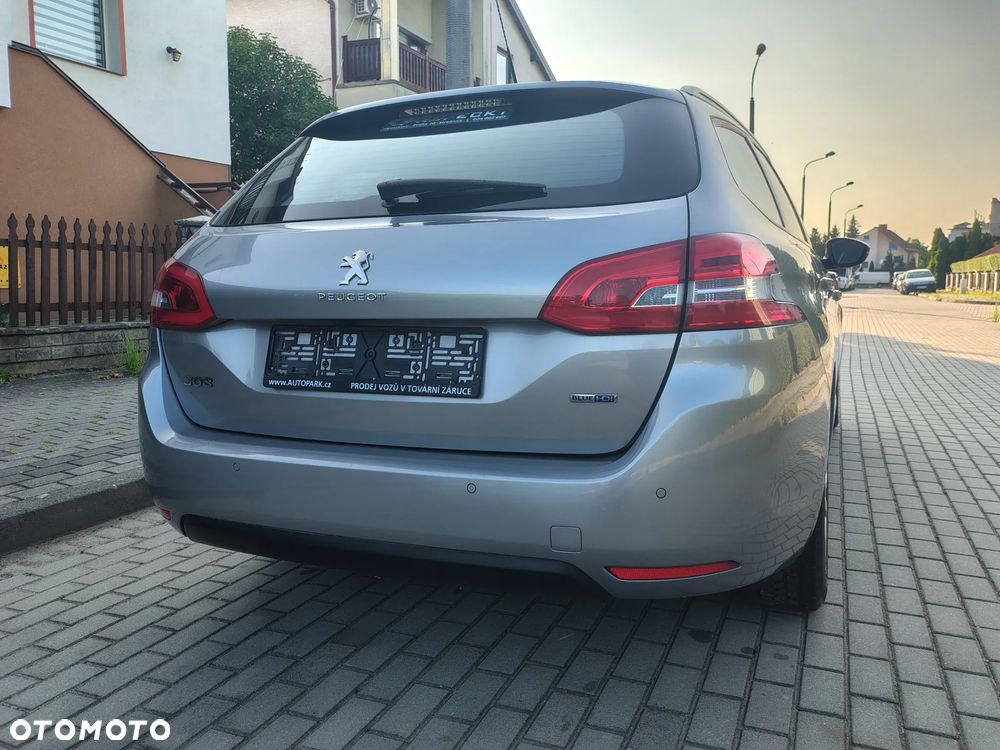 Peugeot 308 - 10