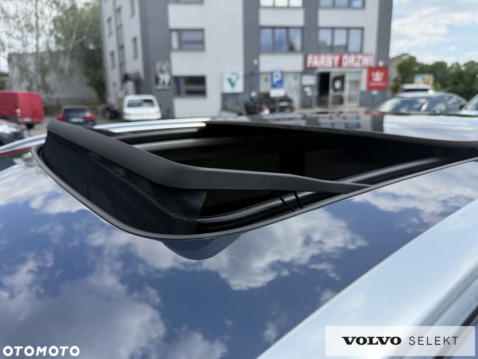 Volvo V90 Cross Country - 13
