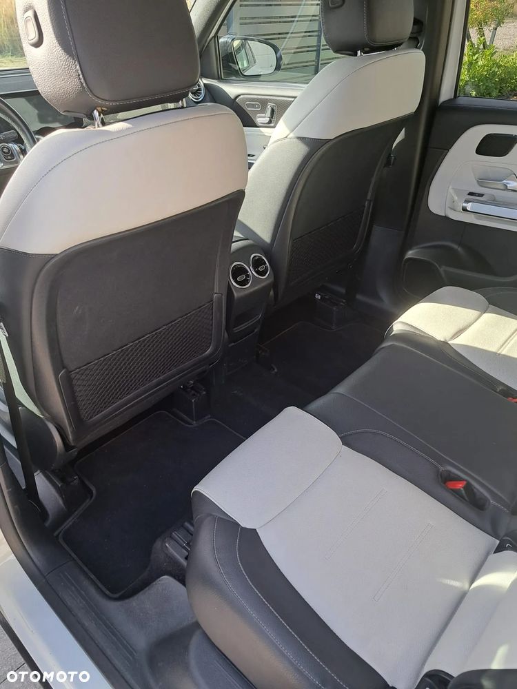 Mercedes-Benz GLB 200 AMG Line 7G-DCT - 12