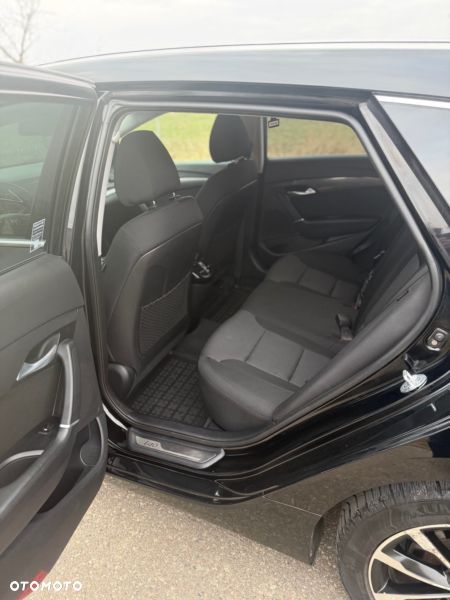 Hyundai i40 1.7 CRDi Business DCT - 11