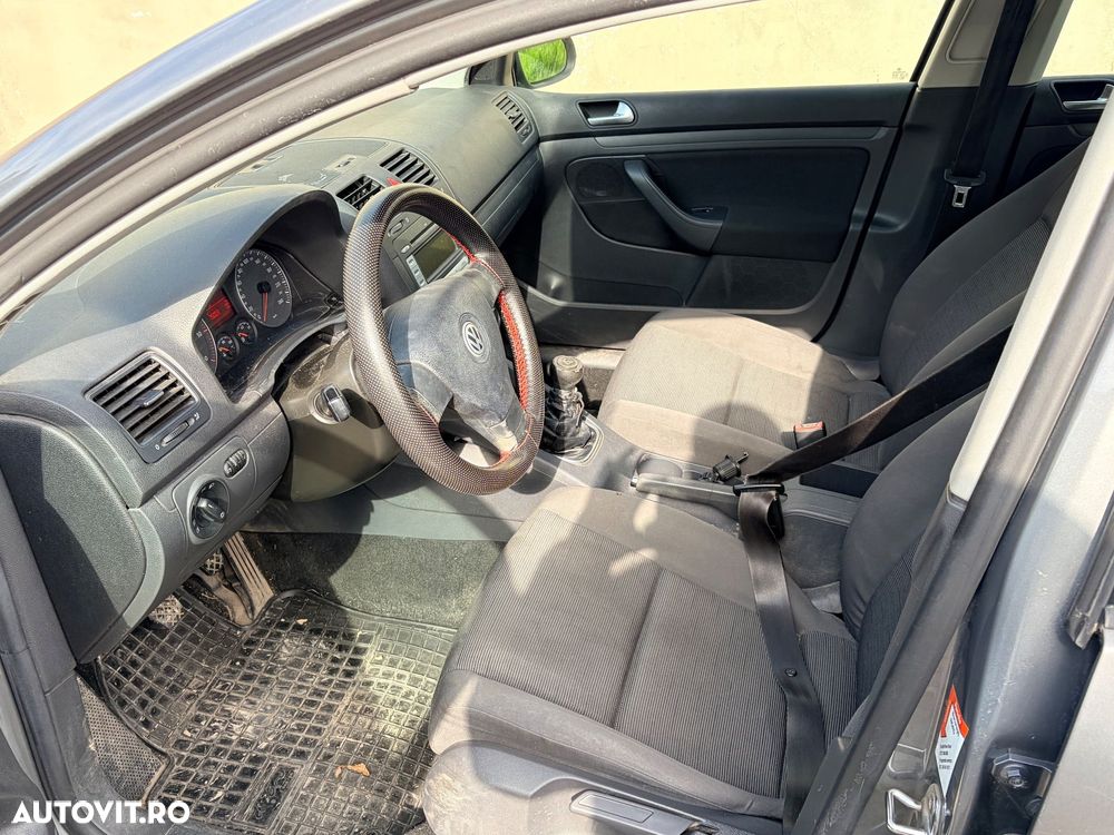 Volkswagen Golf 1.9TDI Basis - 2