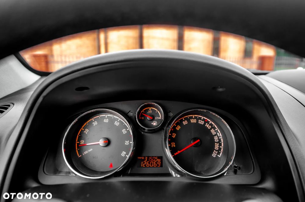 Opel Antara 2.4 4x4 Design Edition - 25