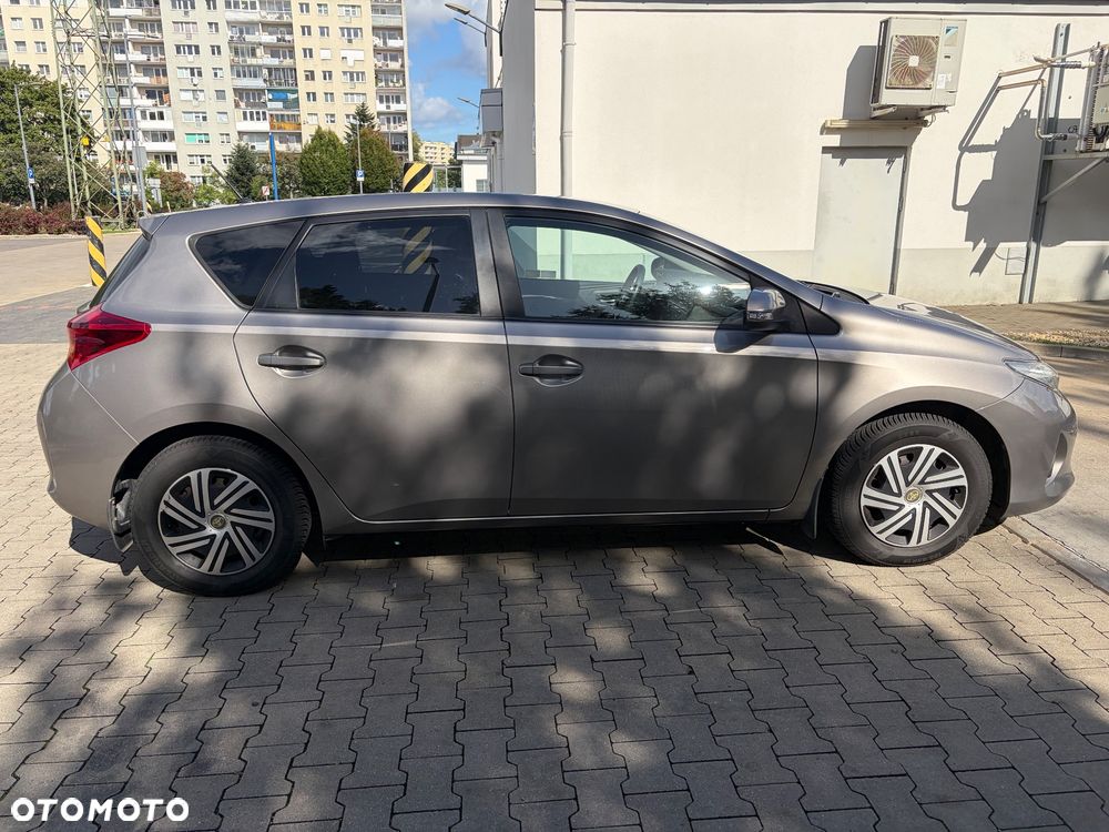Toyota Auris 1.6 Active - 13