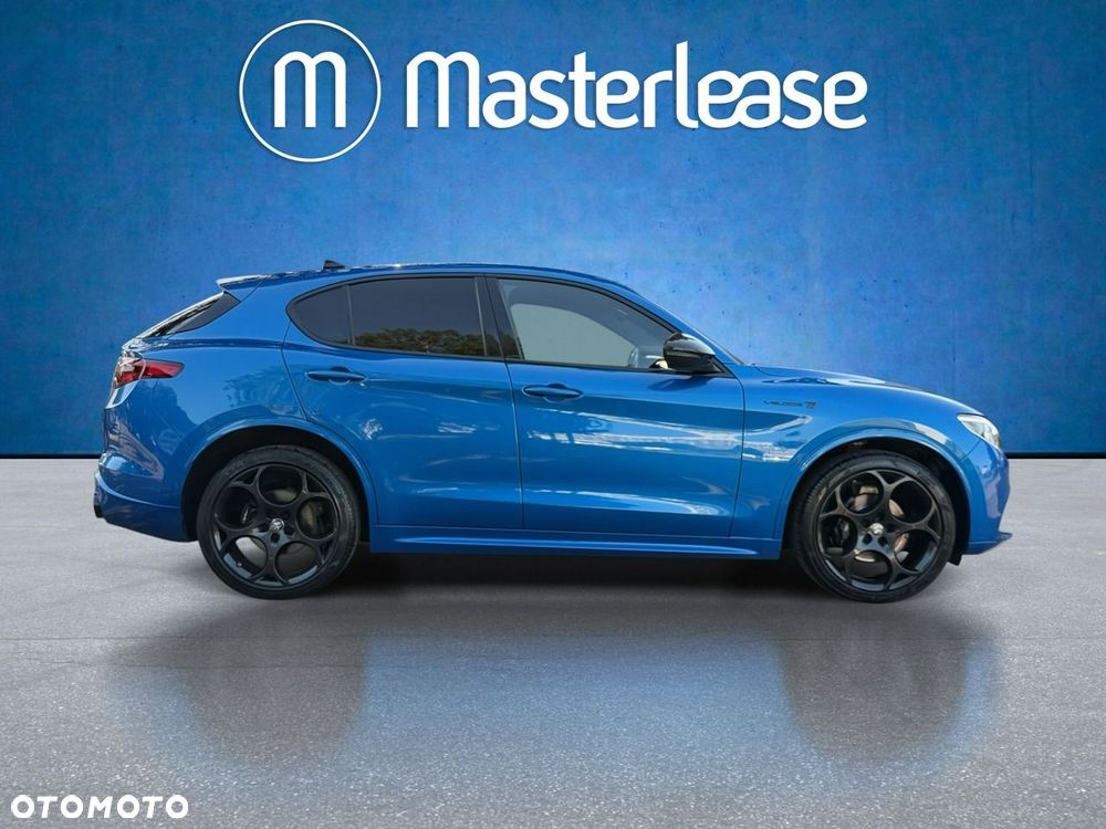 Alfa Romeo Stelvio - 4