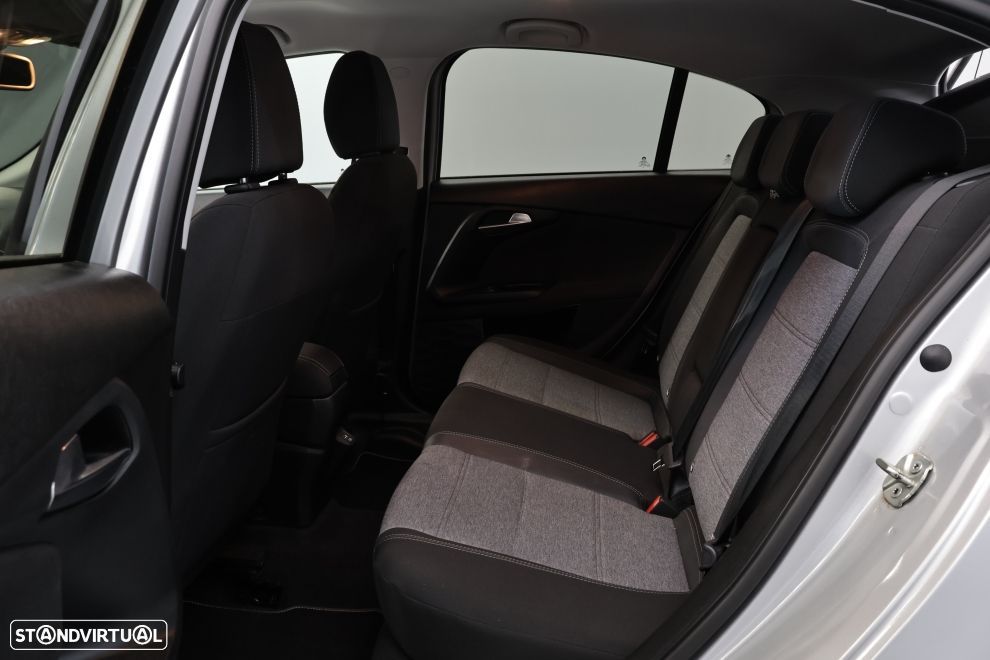 Fiat Tipo Cross 1.3 Multijet - 25