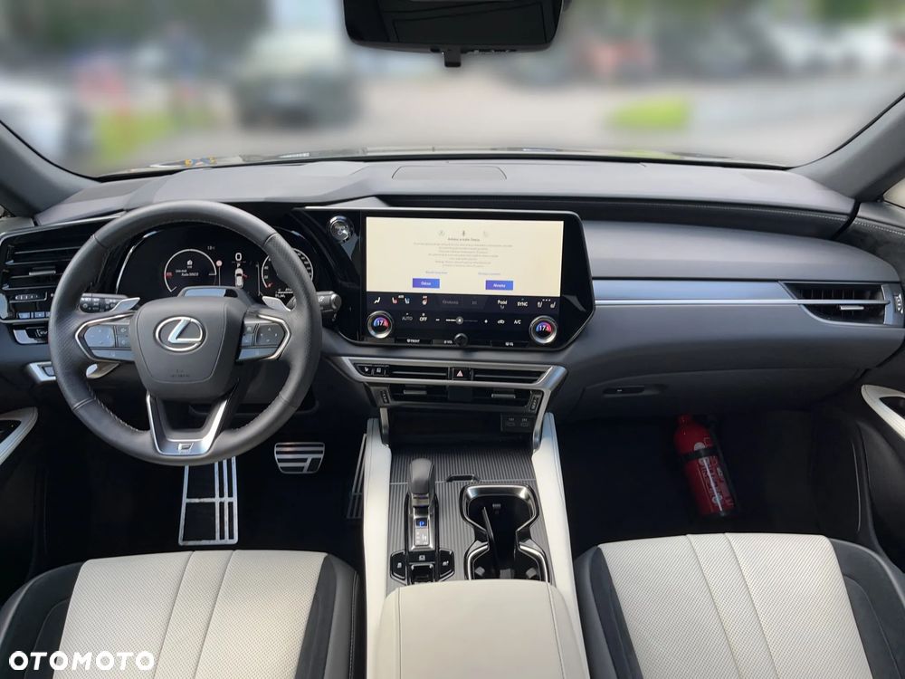 Lexus RX - 8