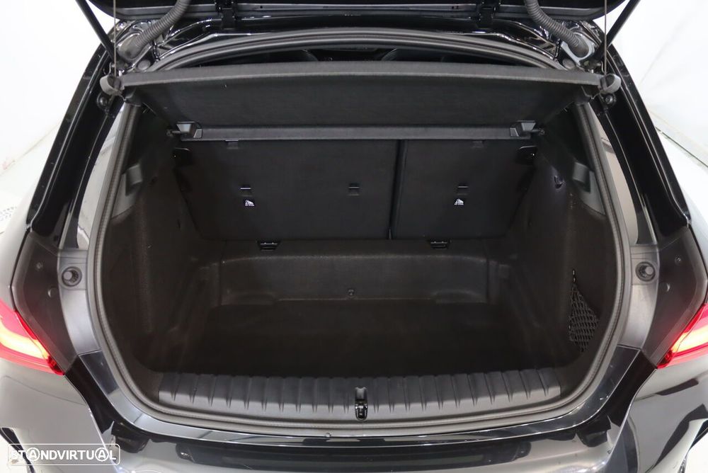 BMW 116 d Pack Desportivo M Auto - 40