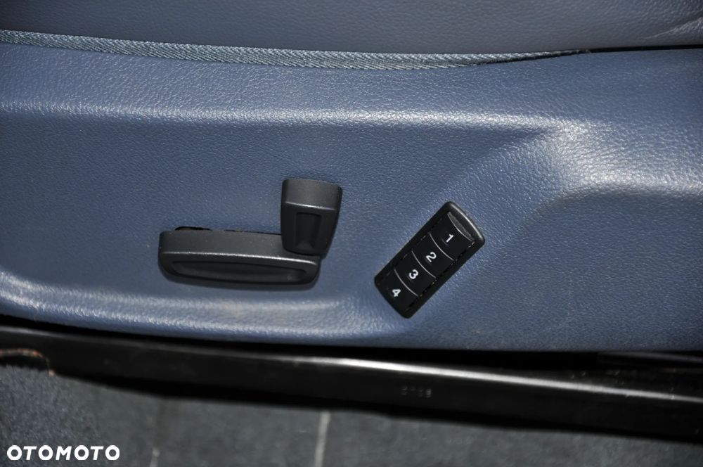 Ford Mondeo 1.8 TDCi Titanium - 33