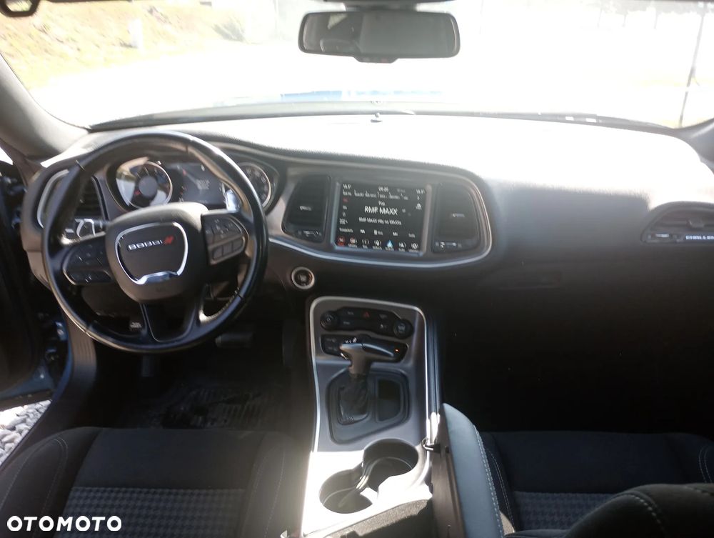 Dodge Challenger 3.6 SXT - 11