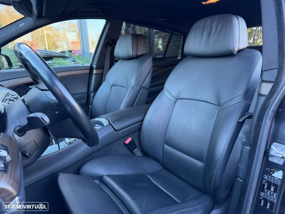 BMW 530 Gran Turismo d - 15