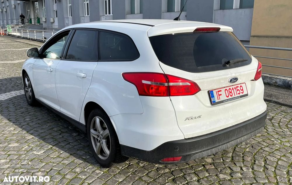 Ford Focus - 4