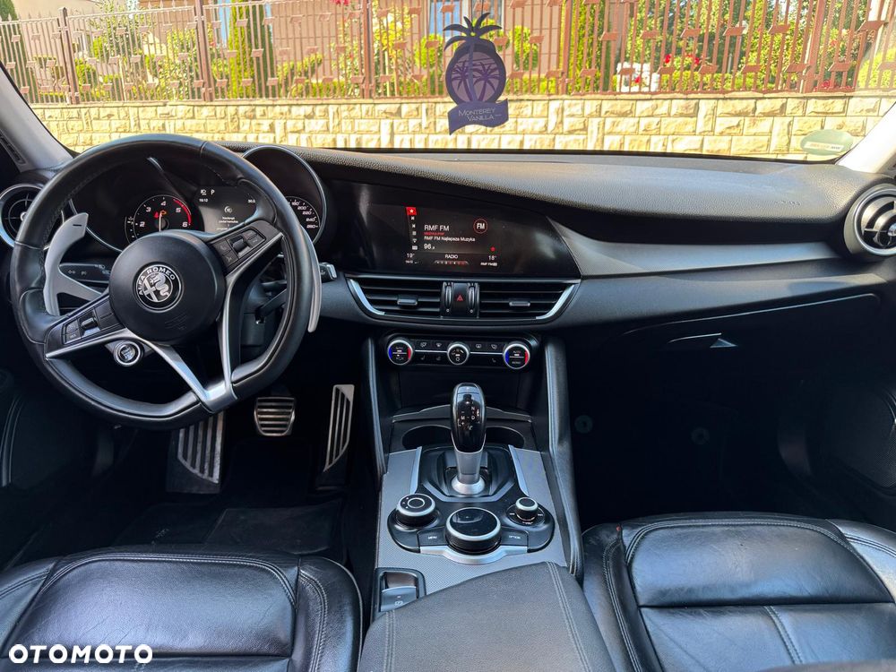 Alfa Romeo Giulia 2.2 D Turbo Super - 7