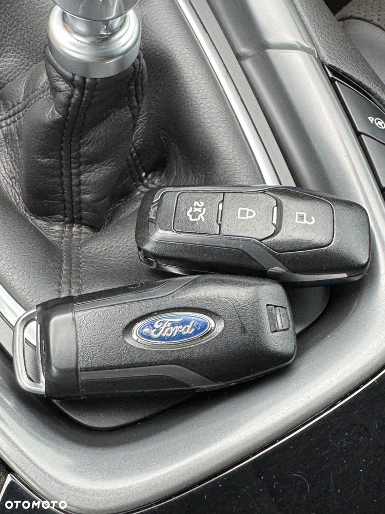 Ford Mondeo 2.0 TDCi STart-Stopp Titanium - 38