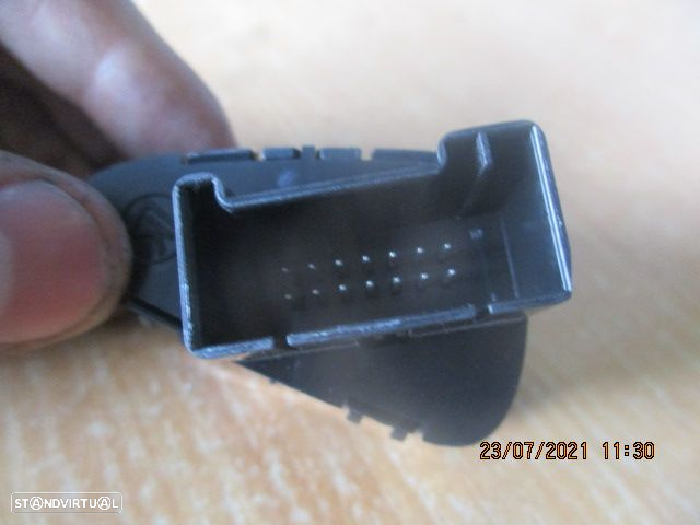 Interruptor 13363626 OPEL CORSA E 2015 BOLQUEIO CENTRAL - 4