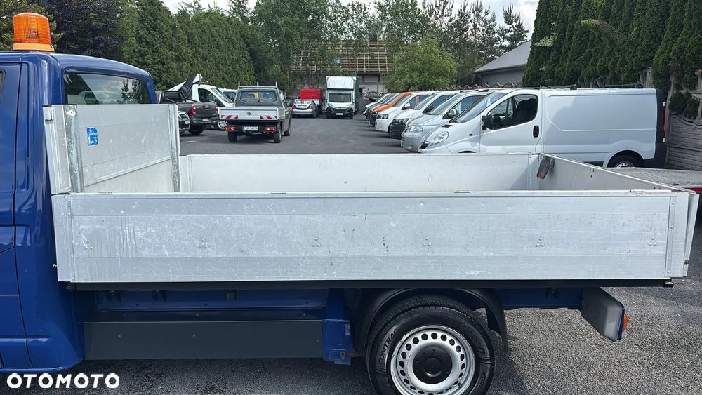 Volkswagen Transporter T5 - 12