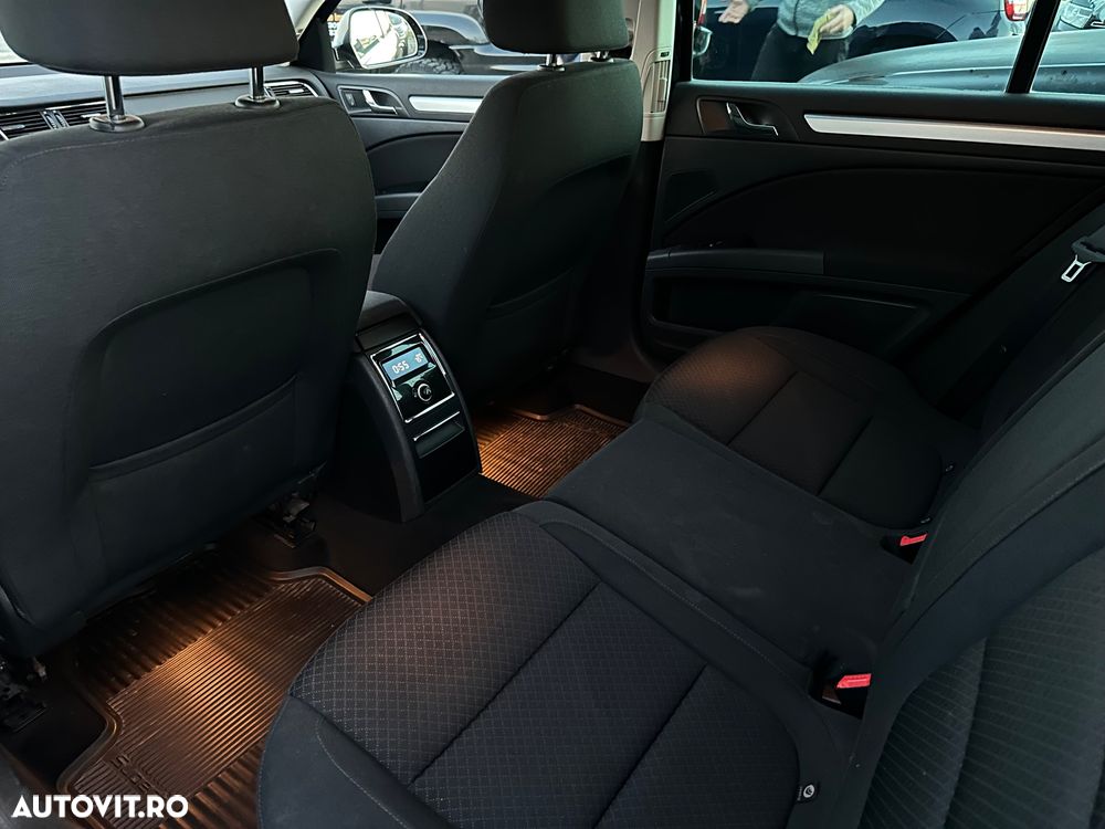 Skoda Superb 2.0 TDI Green tec Active - 9