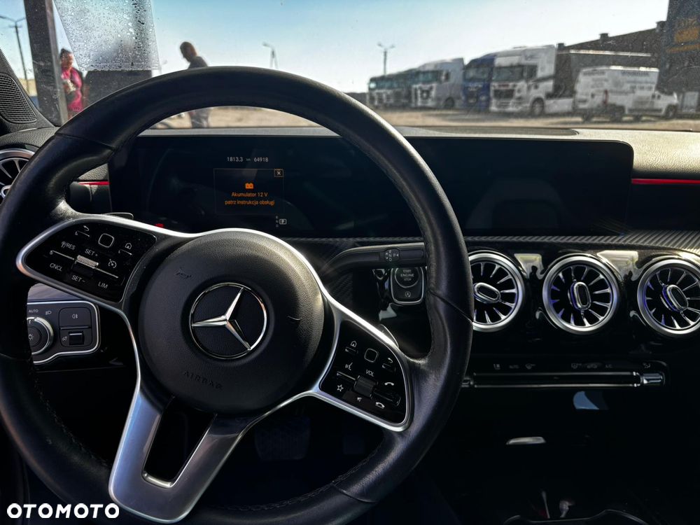 Mercedes-Benz Klasa A 180 d 7G-DCT - 7
