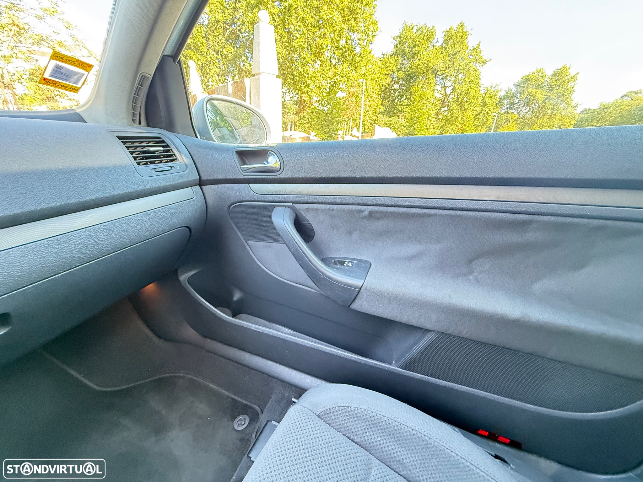 VW Golf 2.0 TDi Sport DSG - 12
