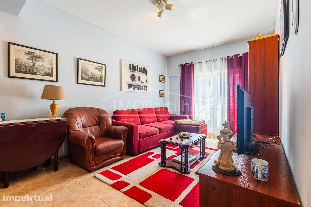 Apartamento T3
Mercês - Rio de Mouro - Grande imagem: 2/35