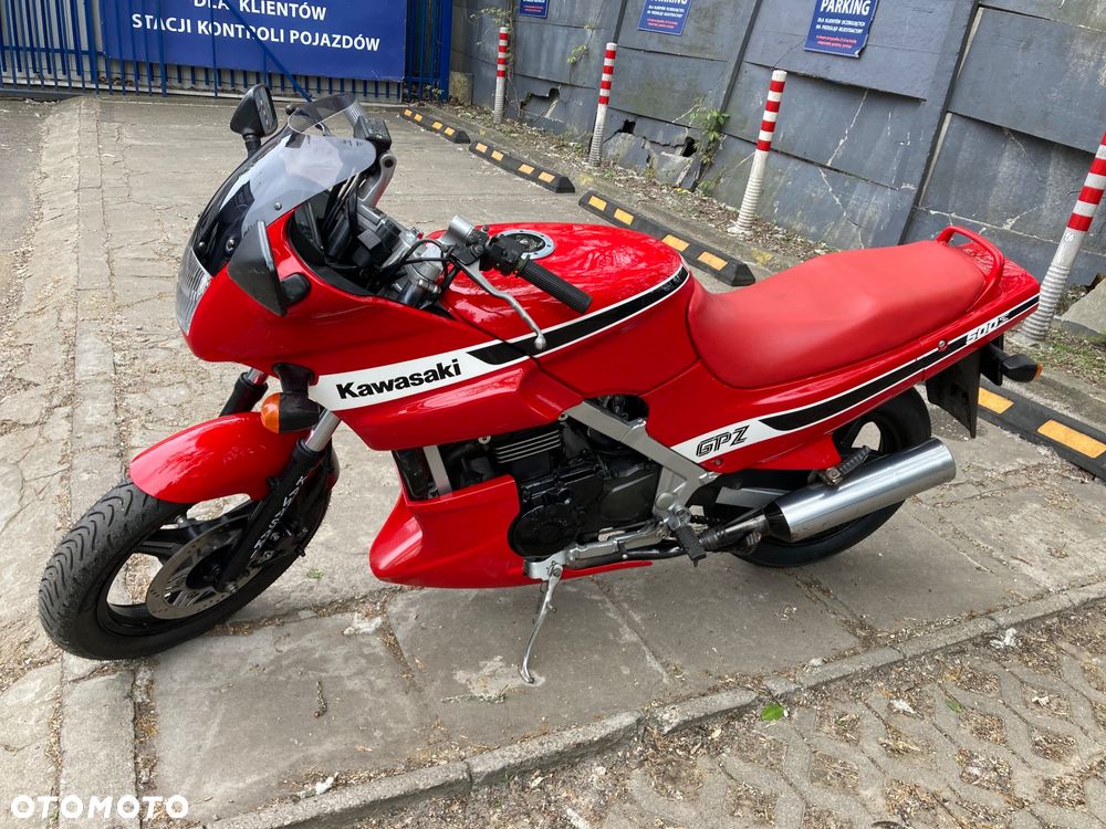 Kawasaki GPZ - 3