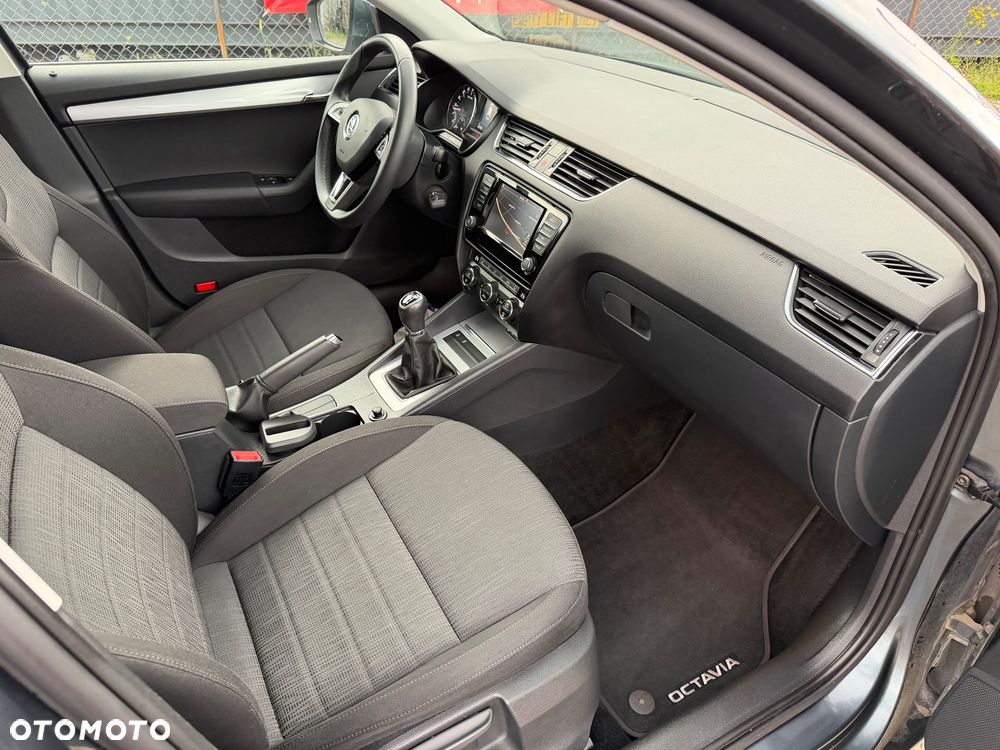 Skoda Octavia - 8