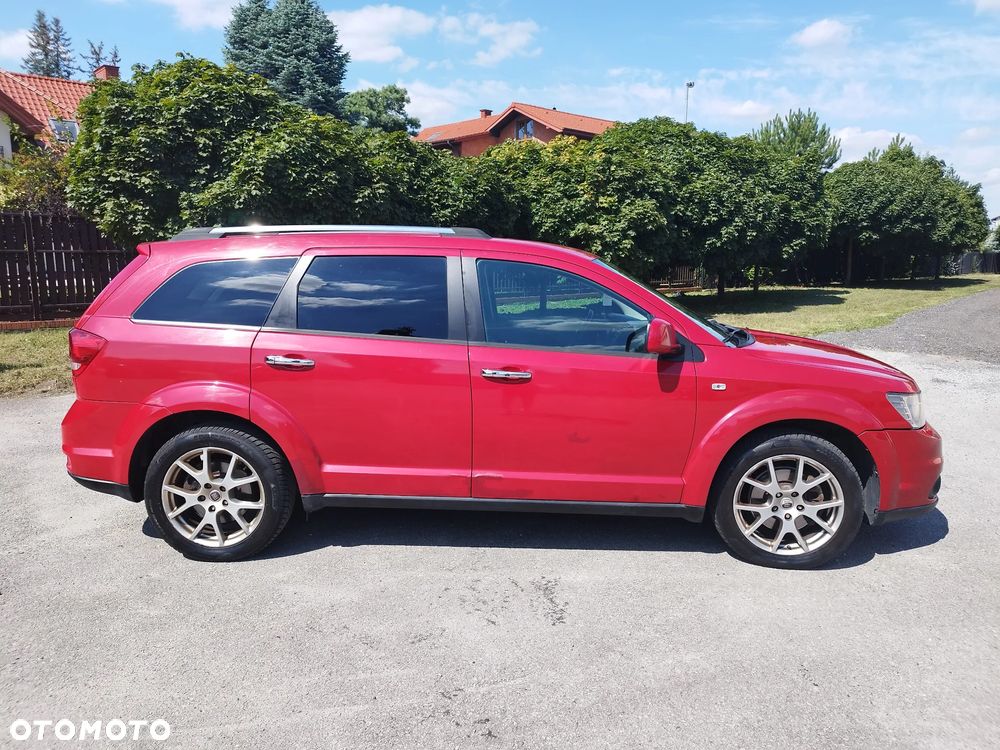 Fiat Freemont 2.0 Multijet 16V DPF Automatik Allrad Lounge - 2