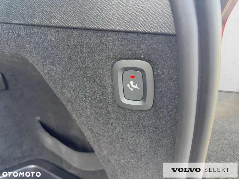 Volvo XC 90 - 22
