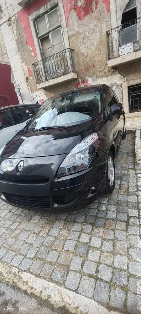 Renault Grand Scénic 1.5 dCi Dynamique S 7L - 1