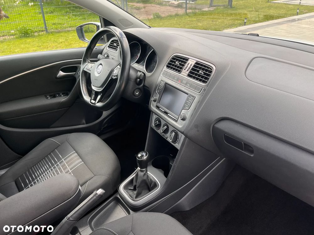 Volkswagen Polo 1.0 Blue Motion Technology Lounge - 25