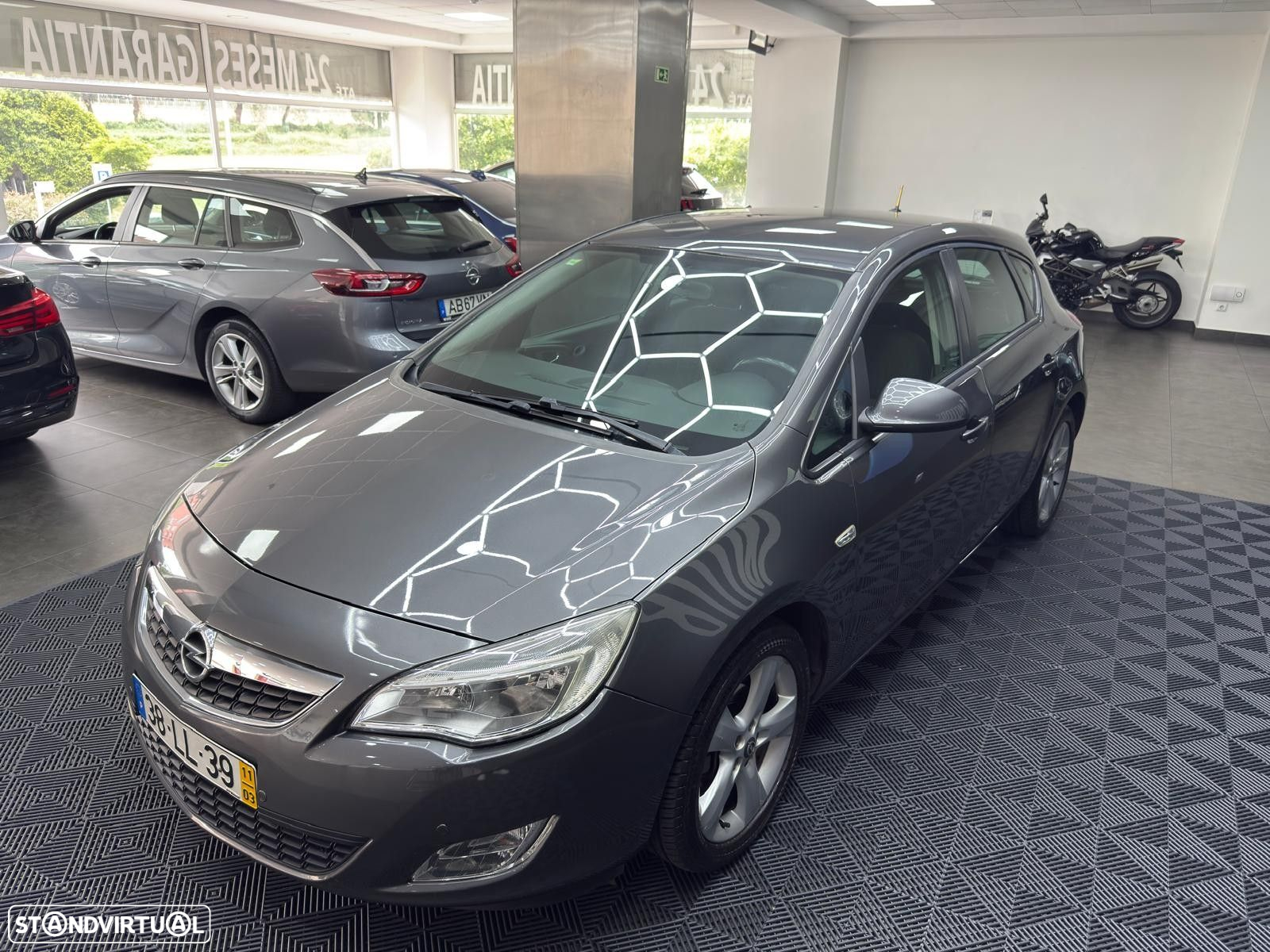 Opel Astra 1.3 CDTi Cosmo - 14