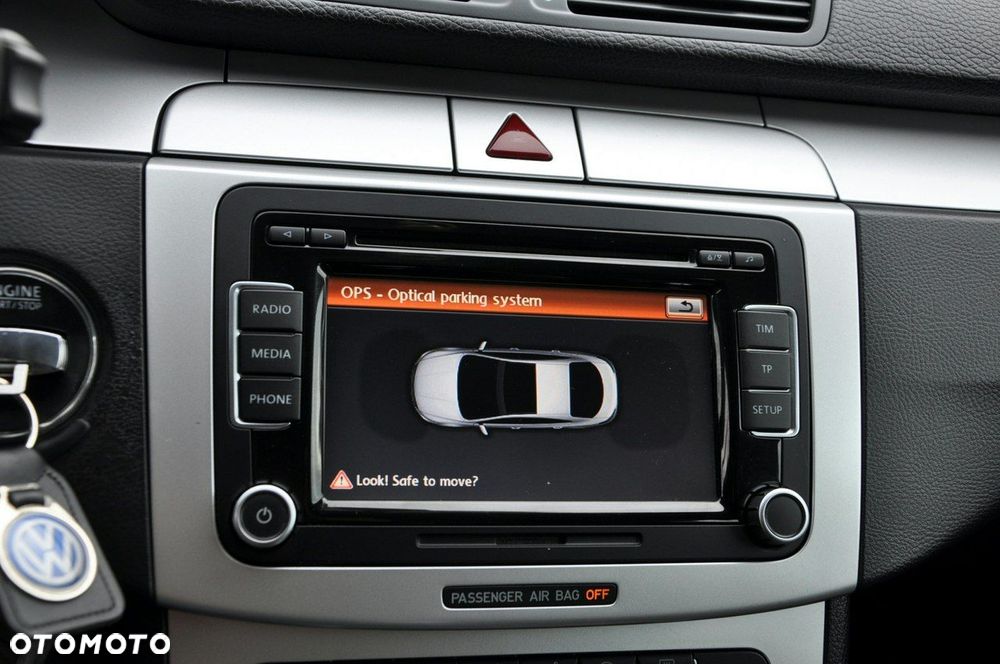 Volkswagen Passat CC - 32