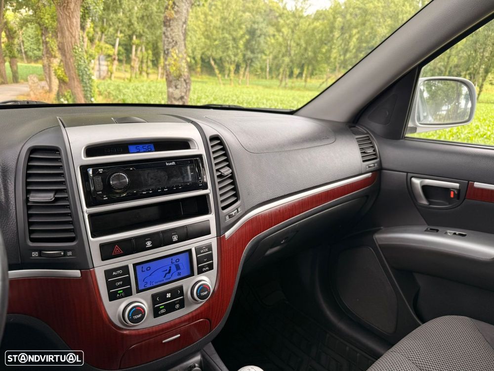 Hyundai Santa Fe 2.2 CRDi 7Wagon Comfort - 16