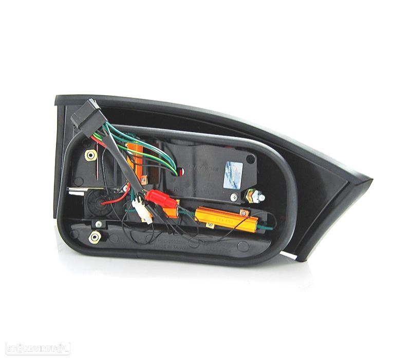 FAROLINS TRASEIROS LED ESCURECIDOS AUDI TT 8N 98-05 - 2