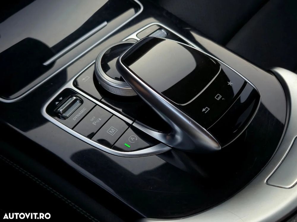 Mercedes-Benz GLC 220 d 4Matic 9G-TRONIC Exclusive - 24