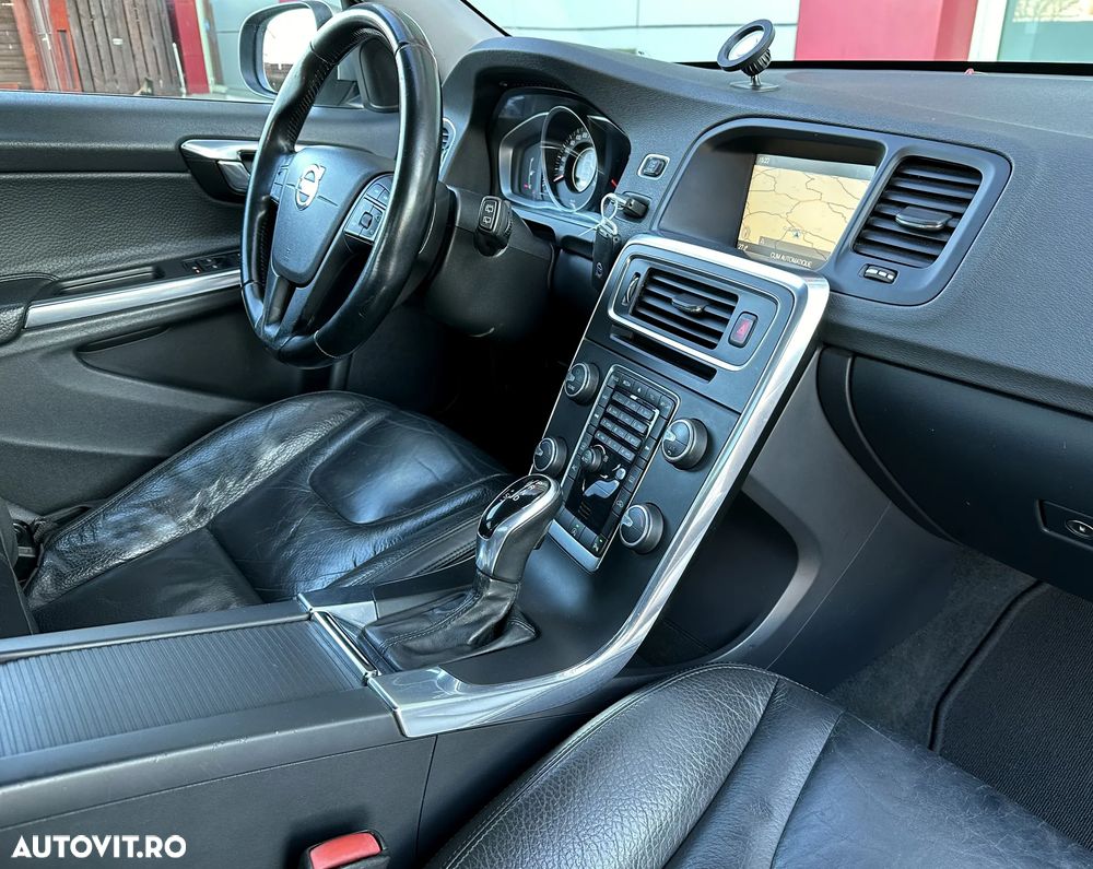 Volvo V60 - 11
