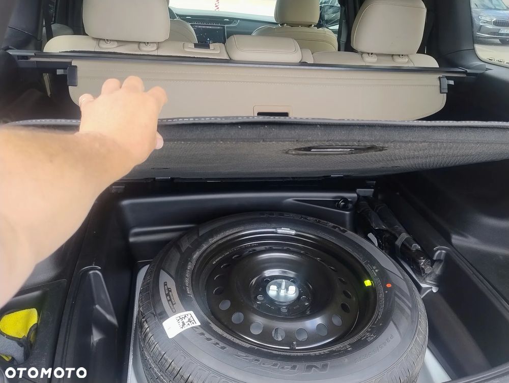 Jeep Grand Cherokee - 13
